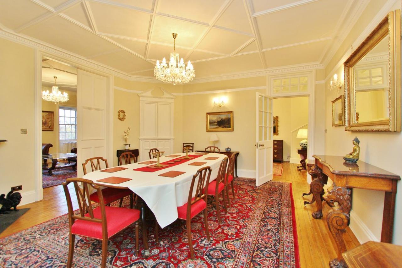 Ramsay Garden - Spacious 3-Bedroom Apartment Next To Edinburgh Castle Luaran gambar