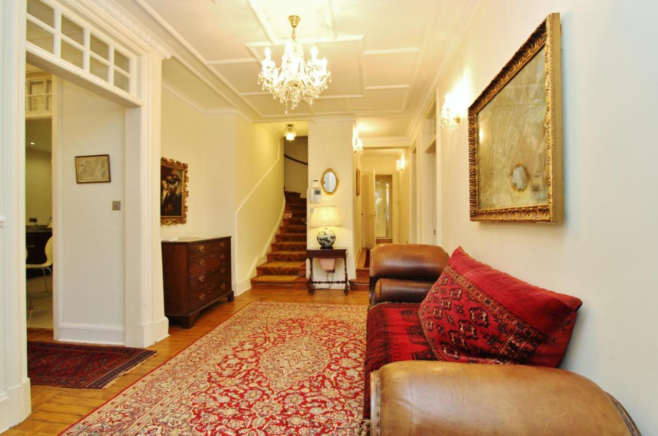 Ramsay Garden - Spacious 3-Bedroom Apartment Next To Edinburgh Castle Luaran gambar