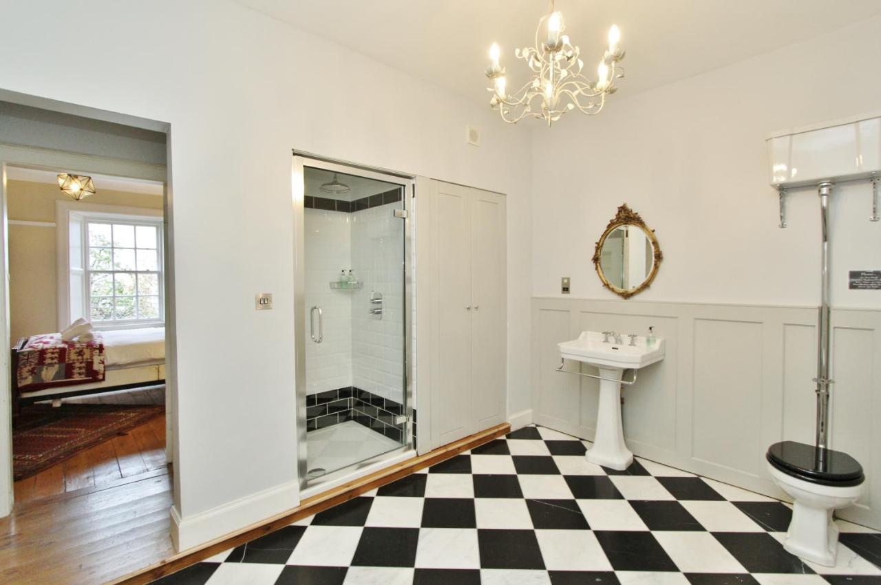 Ramsay Garden - Spacious 3-Bedroom Apartment Next To Edinburgh Castle Luaran gambar