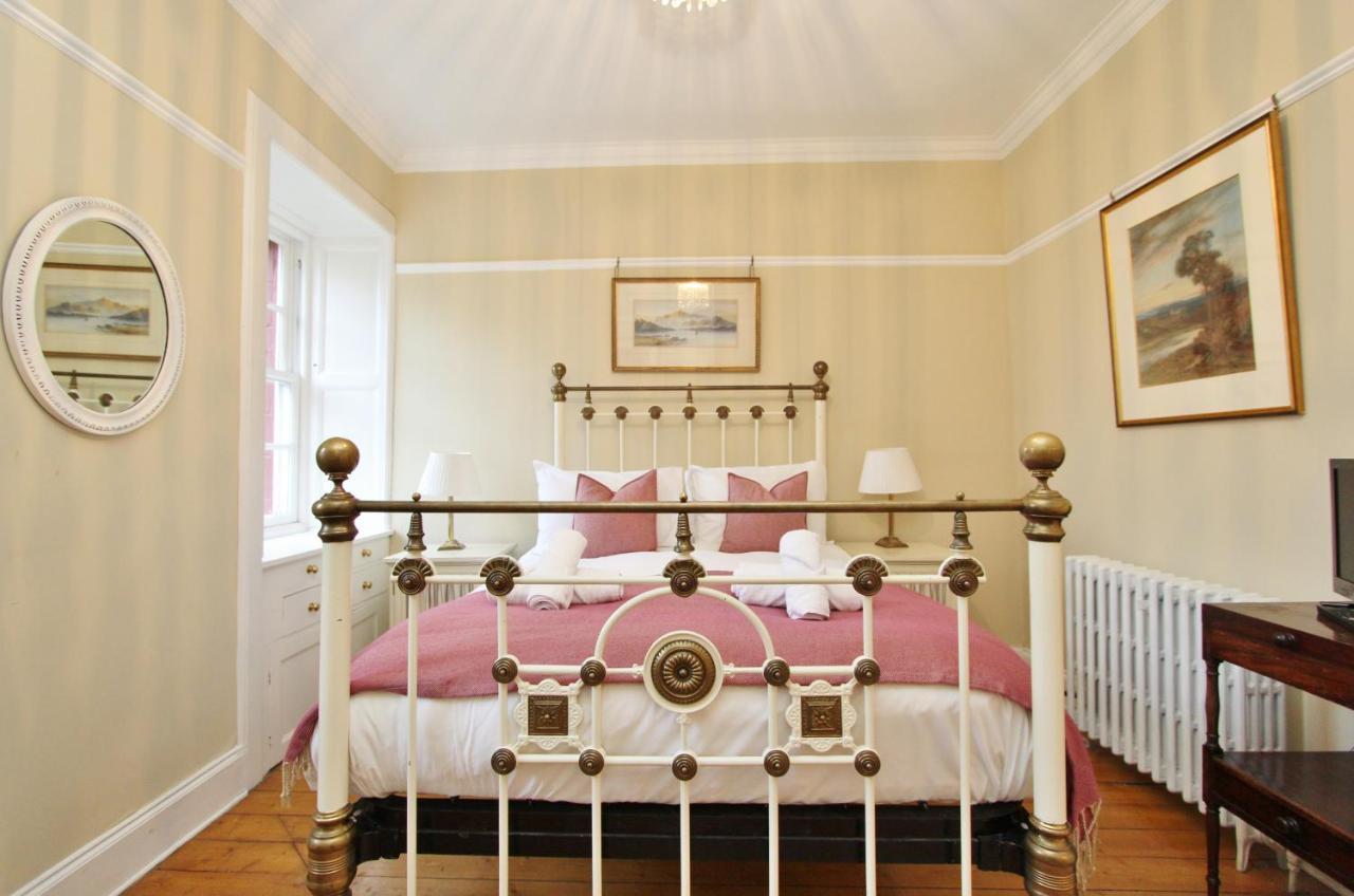 Ramsay Garden - Spacious 3-Bedroom Apartment Next To Edinburgh Castle Luaran gambar