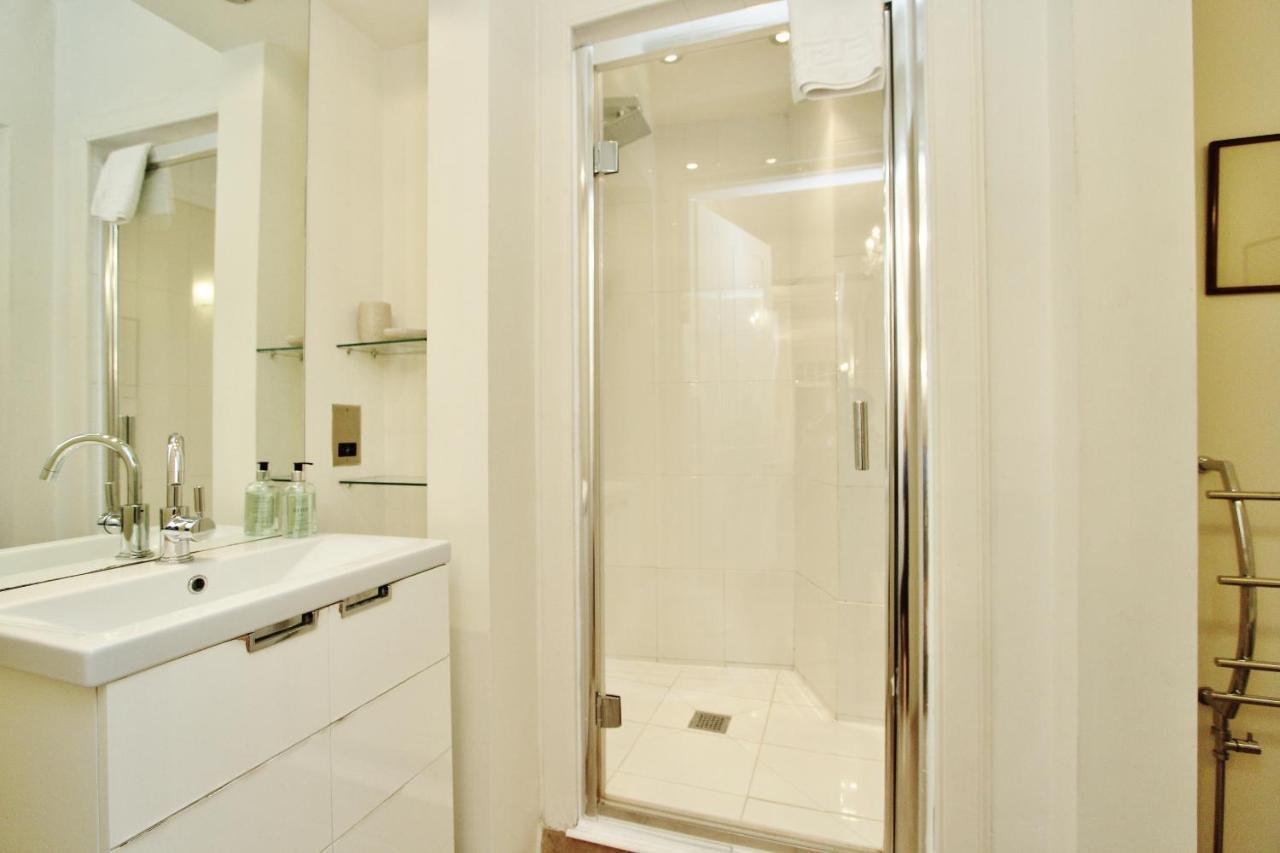 Ramsay Garden - Spacious 3-Bedroom Apartment Next To Edinburgh Castle Luaran gambar
