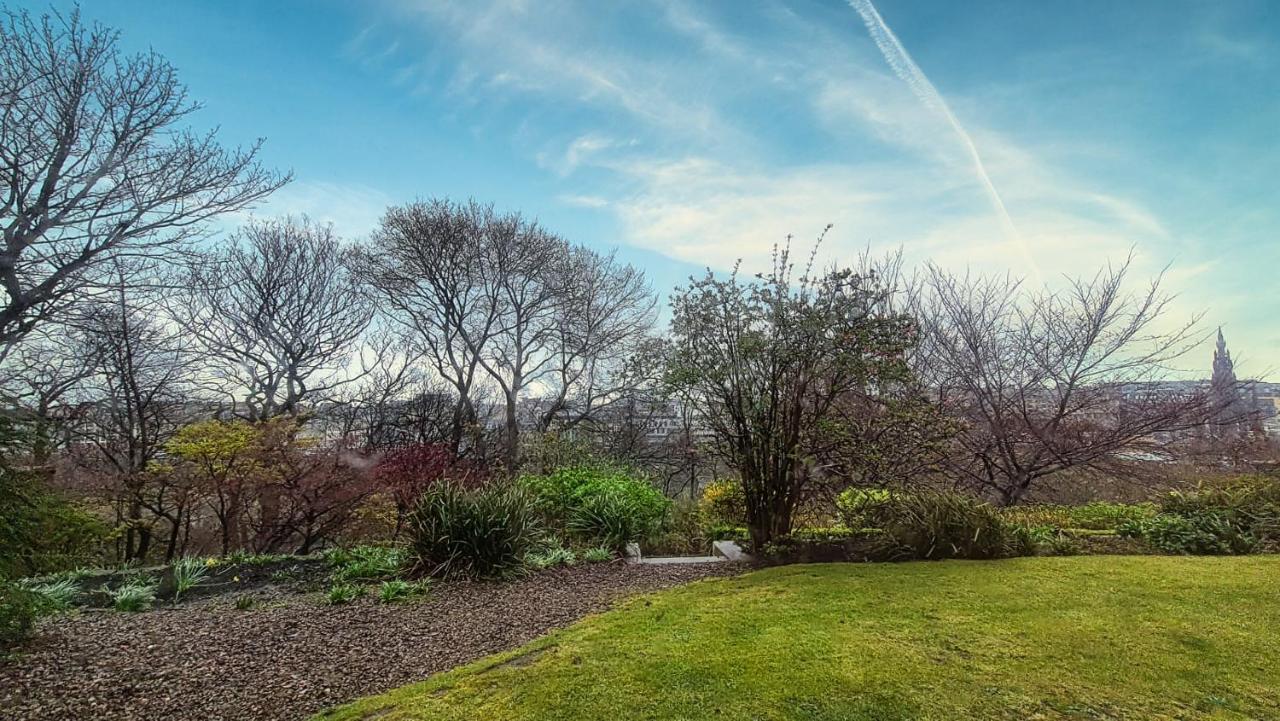 Ramsay Garden - Spacious 3-Bedroom Apartment Next To Edinburgh Castle Luaran gambar